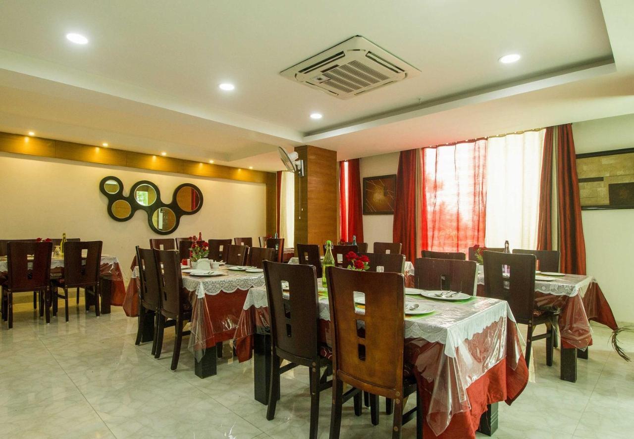 Collection O Govinda Sai Hotel Shirdi Exterior photo